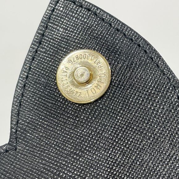 Yves Saint Laurent Logo Plate Side Pocket Beige - Picture 11 of 16